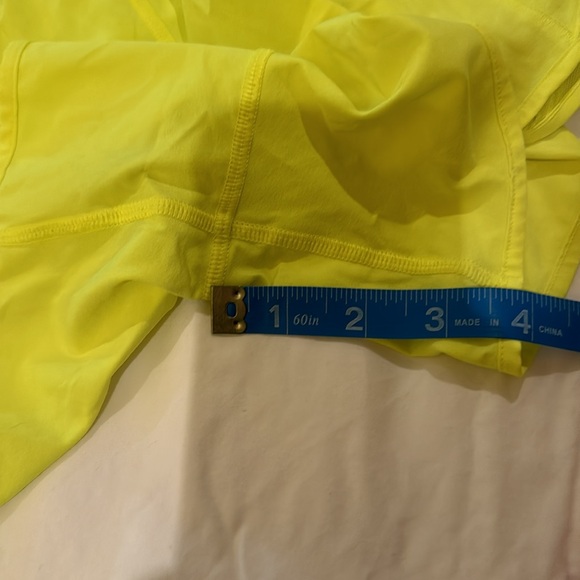 Hotty Hot High Rise Short 4” length Size 4 - Picture 7 of 7